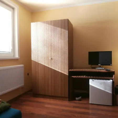 La Rosa Na Vinianskom Jazere Vinné